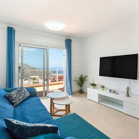 Blue With Amazing View Apartment Chayofa